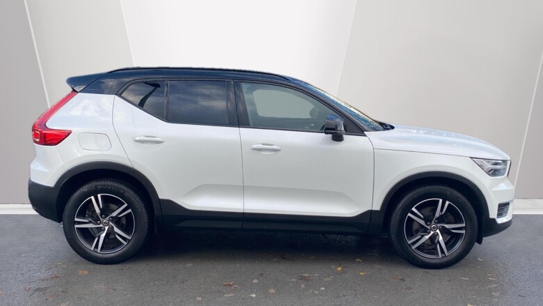 Volvo Xc40 2.0 B4P R DESIGN 5dr Auto Petrol Estate